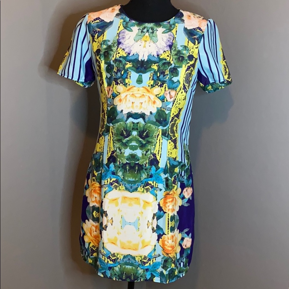 NWT Moon Collection Summer Zip Dress